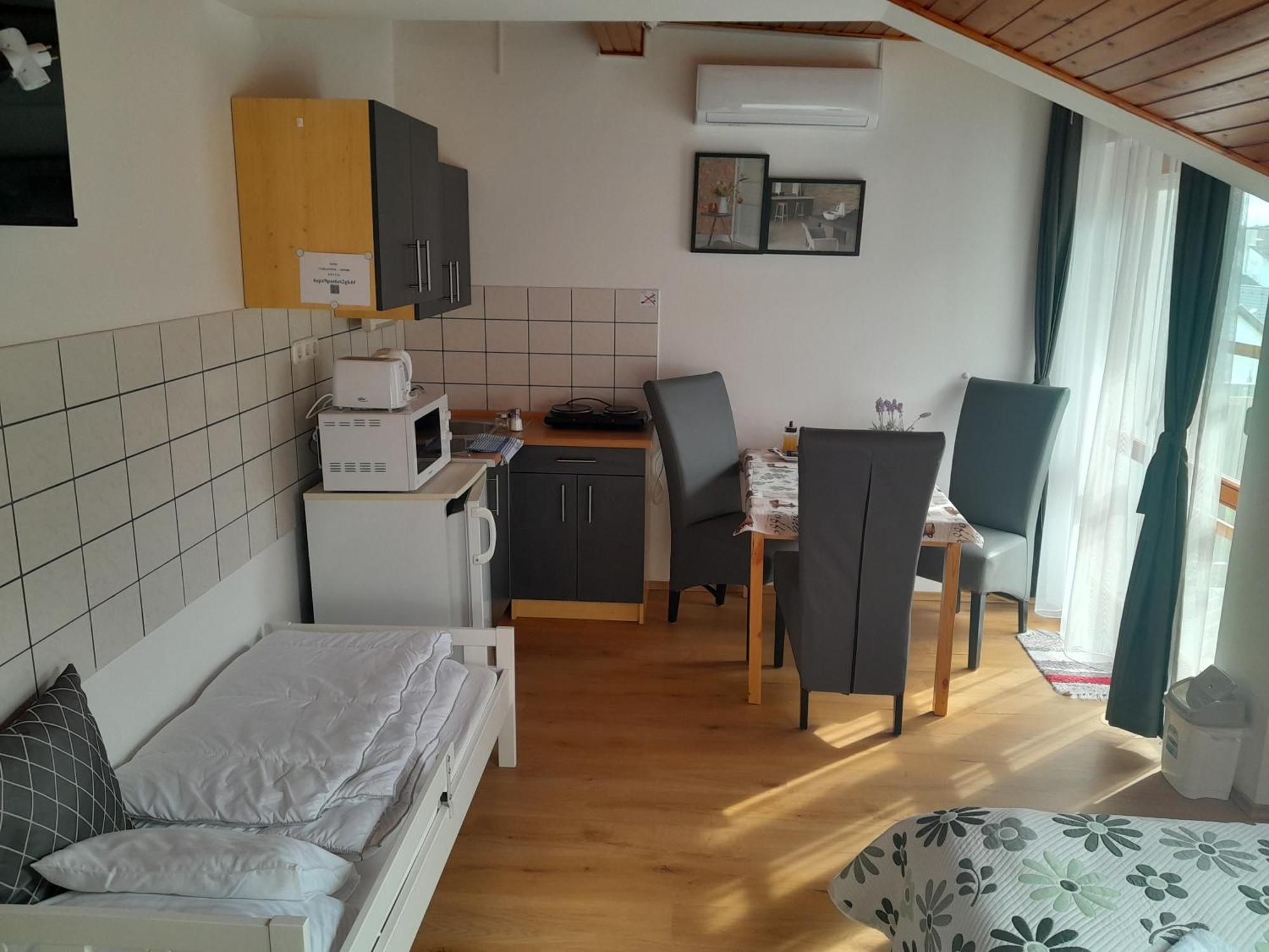 Nyirfa Apartmanhaz Zalakaros Eksteriør bilde